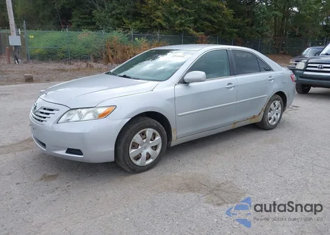 2007 Toyota Camry Ce/Le/Xle/Se z USA, uszkodzony, nr VIN 4T1BE46K67U070398